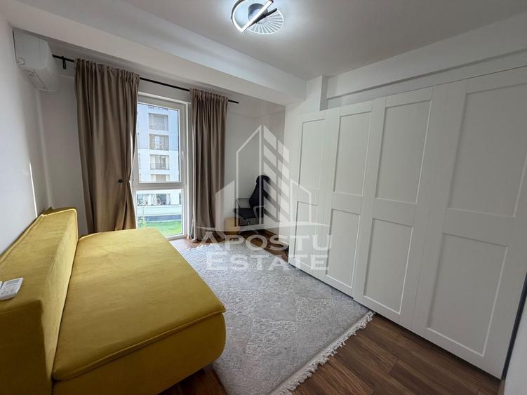 Apartament cu 3 camere decomandat în Aradului