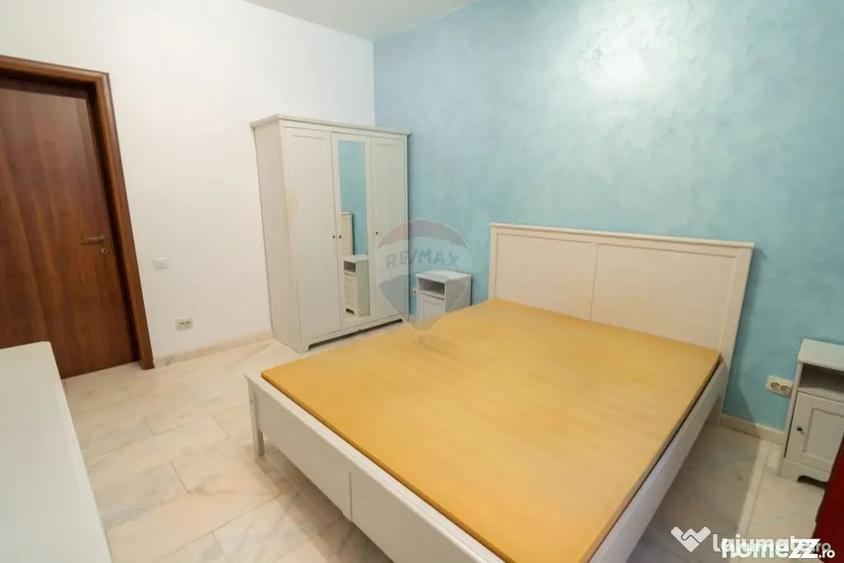 Casă cu 5 camere cu Teren 500 Mp în Brănești