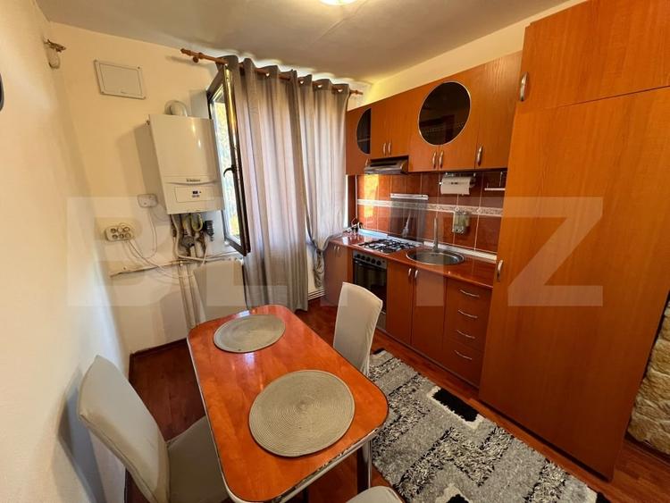 Apartament cu 2 camere semidecomandat, mobilat în Gheorgheni