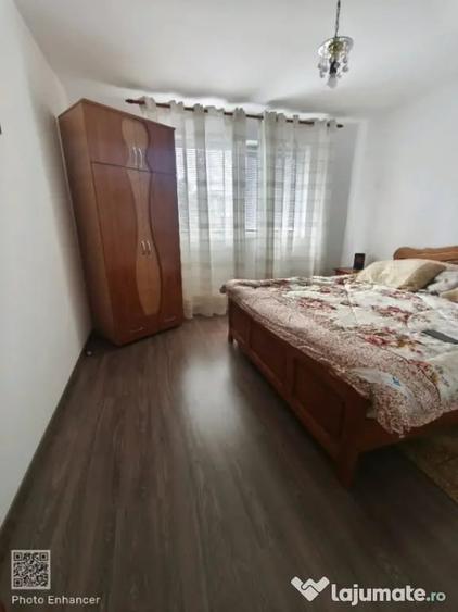 Apartament cu 2 camere decomandat în Siret