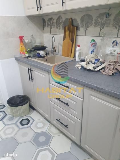 Apartament cu 4 camere decomandat, mobilat în Berceni