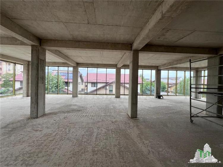 Spatiu comercial de inchiriat + parcari in Bragadiru,Ilfov - 8