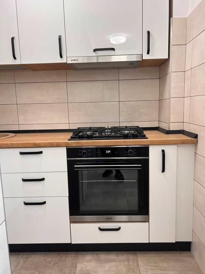 Garsonieră 30 mp, renovată, mobilată, 3 lifturi, metrou 2 minute - 3