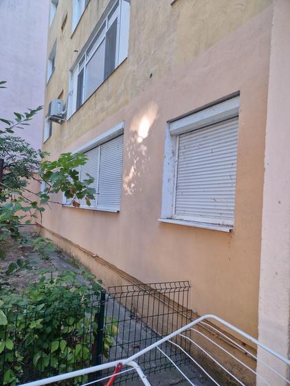 Apartament cu 2 camere semidecomandat în Făcăi