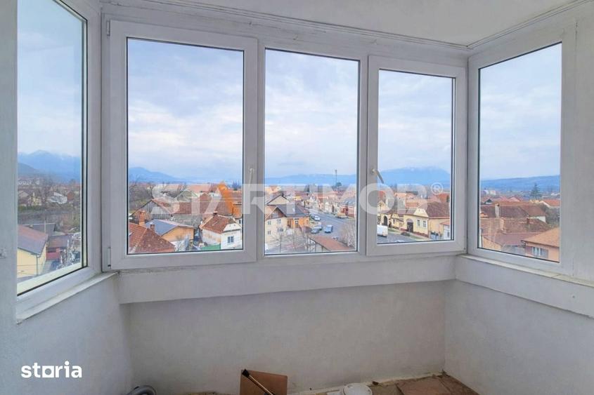 Apartament cu 2 camere decomandat în Central
