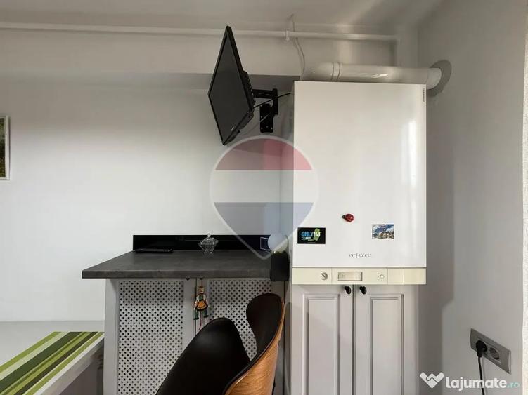 Apartament cu 4 camere decomandat în Titan