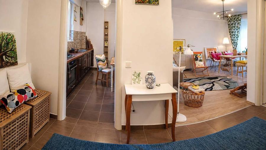 Apartament cu 2 camere decomandat în Tei