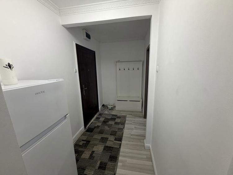 Vand Apartament La Partier 2camere -Zona- Liceu Stefan-Renovat- - 2