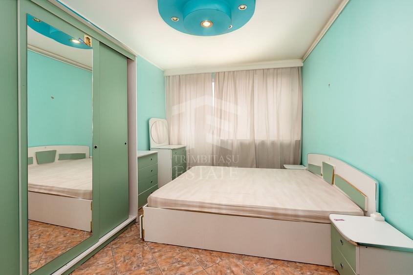 Apartament cu 3 camere decomandat, mobilat în Alexandru Obregia