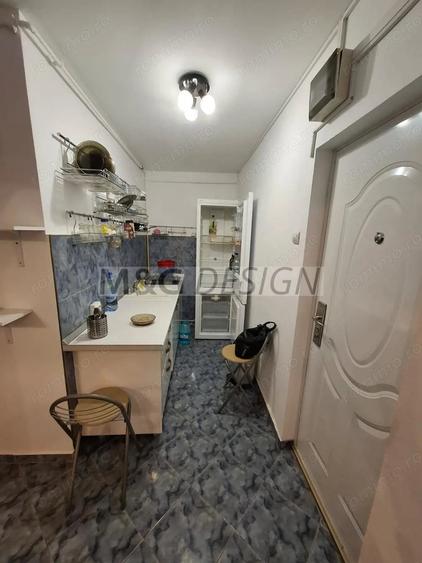 Garsonieră decomandată, mobilată în Complex Studențesc