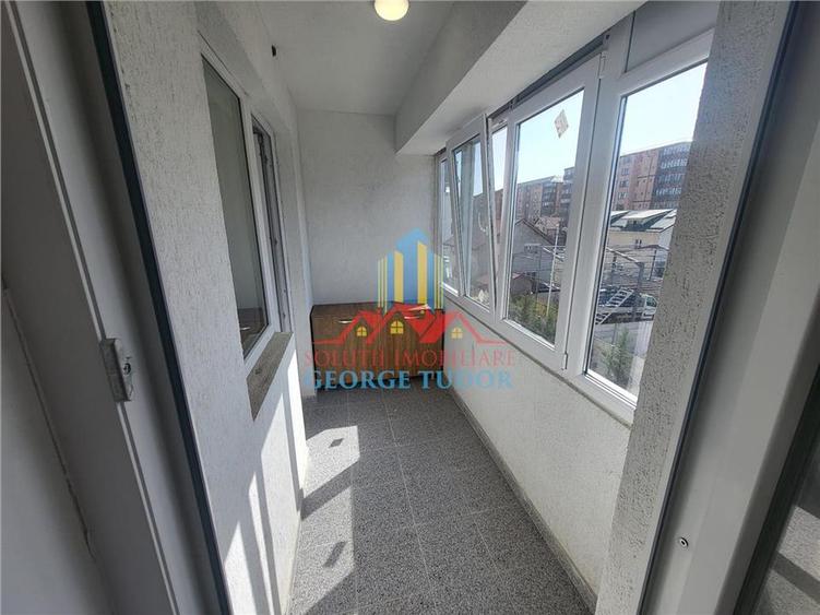Apartament cu 2 camere decomandat, mobilat în Militari