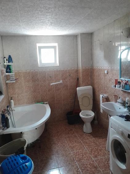 Casă cu Teren 500 Mp în Postăvari