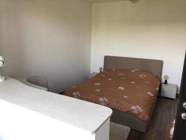 Apartament cu 2 camere în Podu Roș
