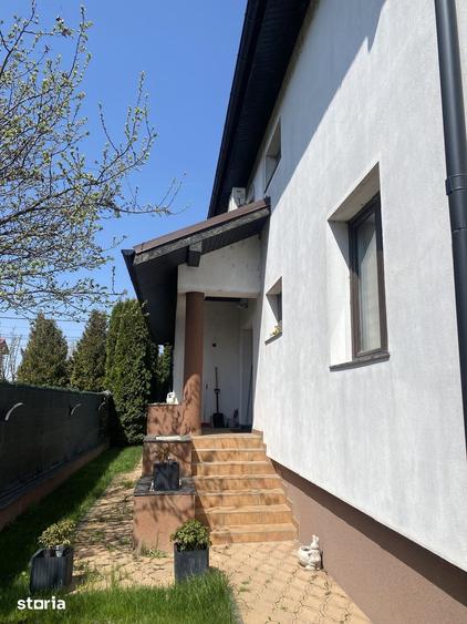 Casă cu 5 camere cu Teren 503 Mp în Șerbănești