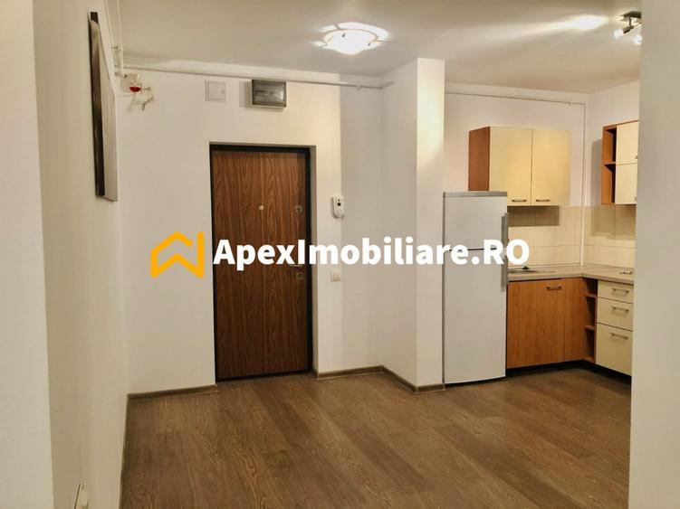 Apartament cu 2 camere semidecomandat în Iancului