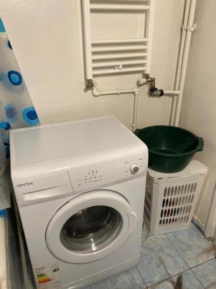 Apartament cu 2 camere decomandat, mobilat în Eroii Revoluției
