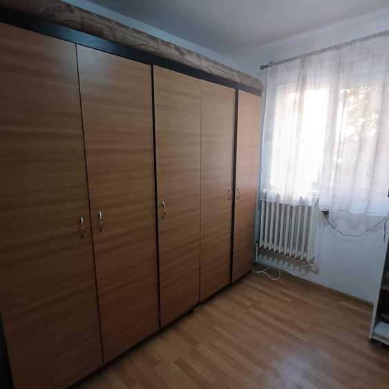 Apartament 3 camere situat in zona Piata Cetate 52 mp - 3
