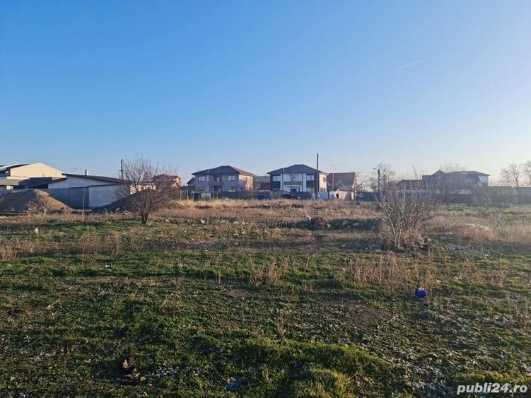 Teren de 400 mp, în Palazu Mare