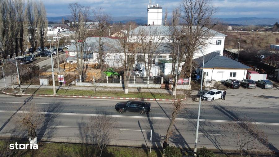Spațiu comercial, de 650 mp, în Central