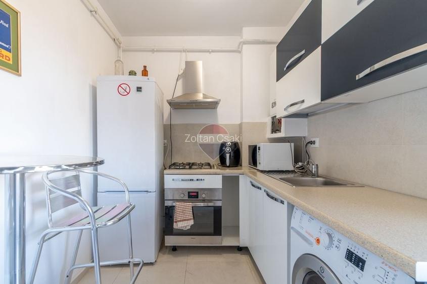 Apartament cu 1.5 camere de vanzare, 40 mp + terasa 12mp, Parcare