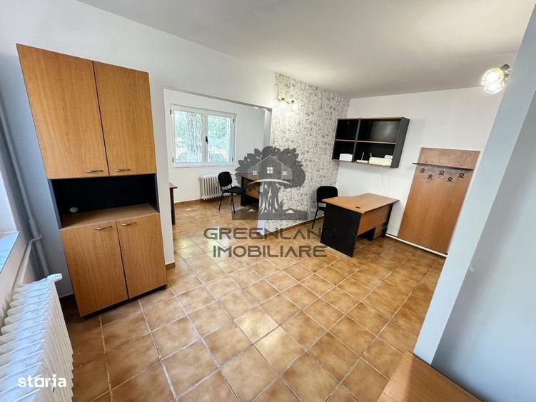 Spațiu comercial, de 30 mp, în Podu Roș