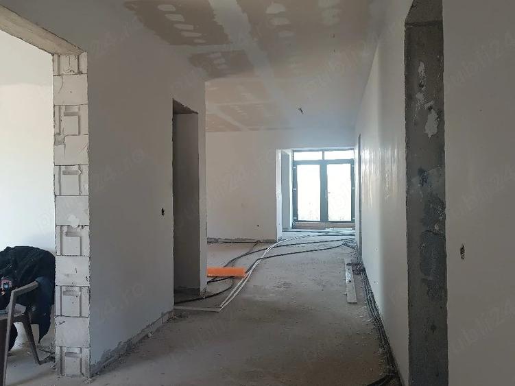 Casă cu 2 camere cu Teren 1600 Mp în Gottlob