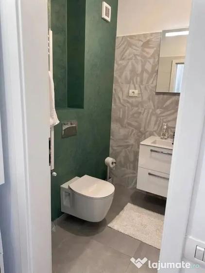 Apartament cu 2 camere decomandat în Noua