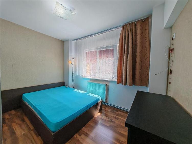 Apartament cu 2 camere decomandat, mobilat în Răcădău