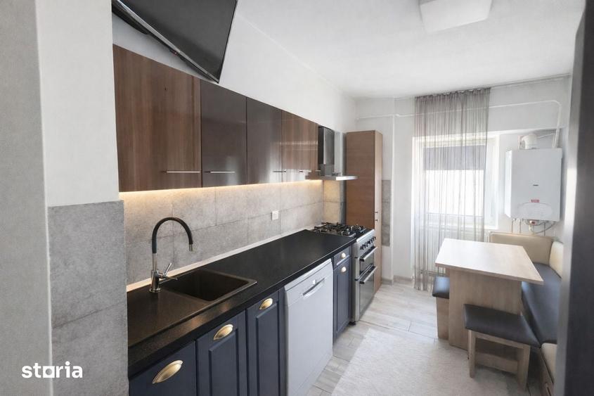 Apartament cu 2 camere decomandat în Est