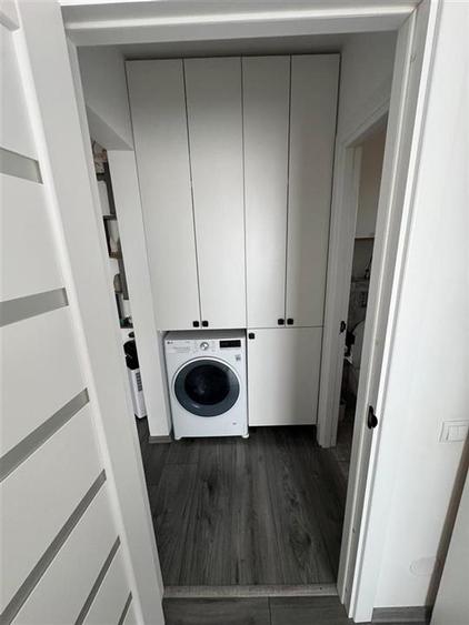 Apartament cu 3 camere decomandat, mobilat în Vasile Aaron