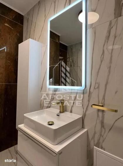 Apartament cu 2 camere semidecomandat în Central