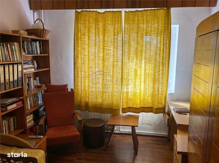 Apartament cu 3 camere decomandat în Obcini