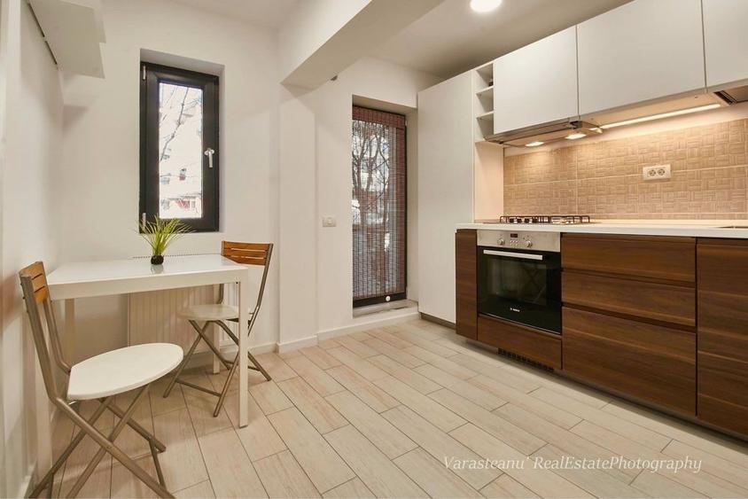 Apartament cu 2 camere decomandat în Dristor