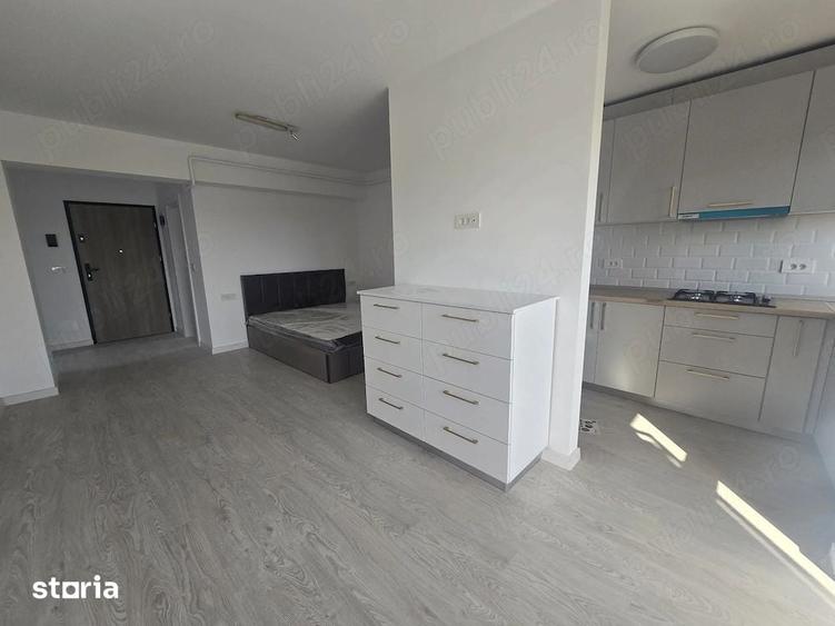 Garsonieră decomandată în Nicolina