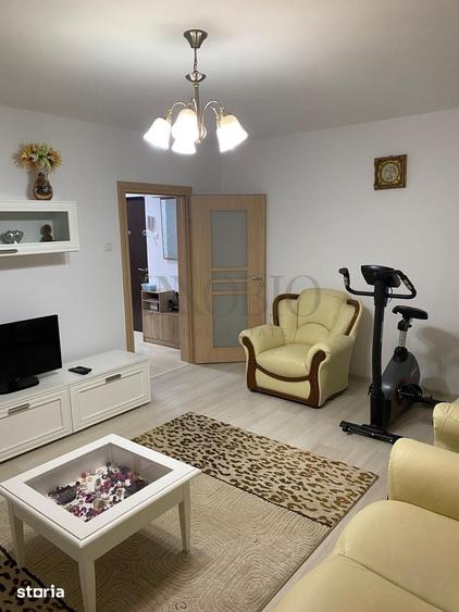 Apartament cu 3 camere / Panduri / Decomandat - 1