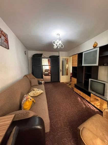 Garsonieră decomandată în Iancului