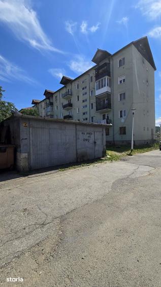 Apartament cu 4 camere în Central