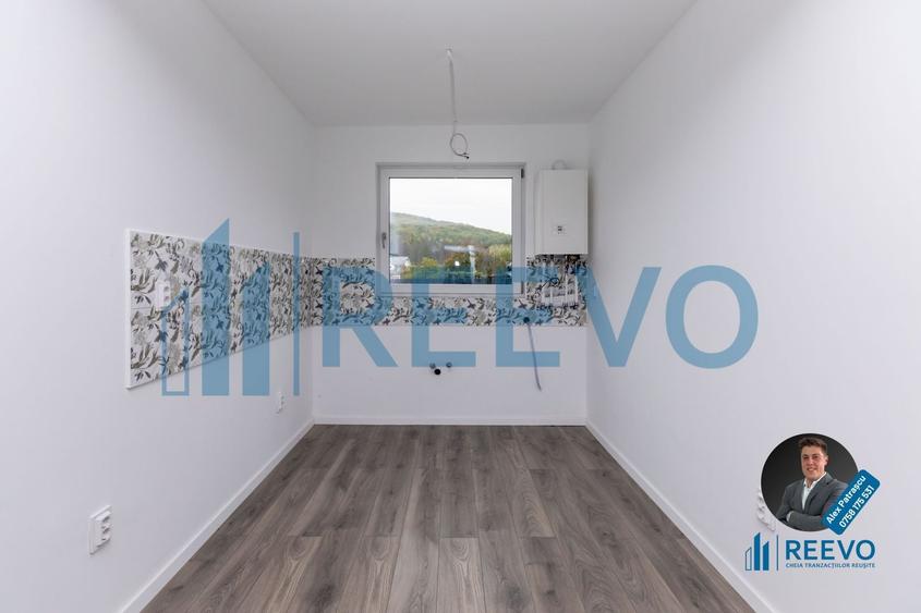 Duplex cu 4 camere cu Canalizare în Valea Budului