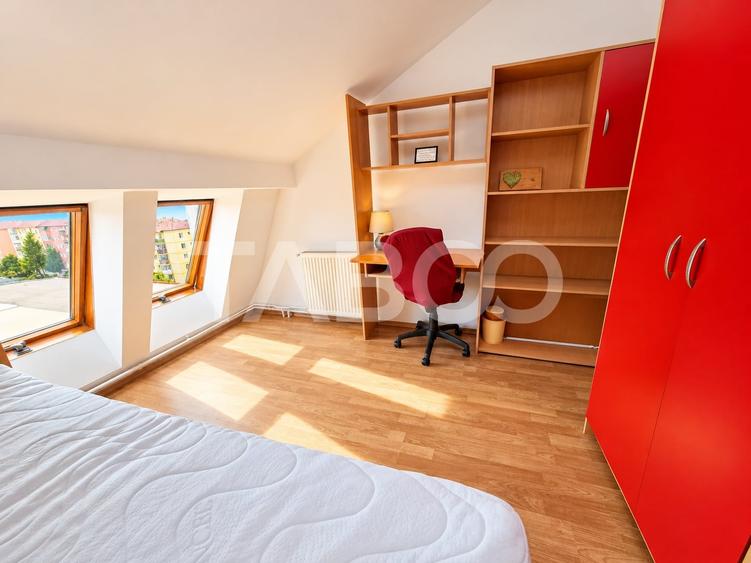 Apartament cu 4 camere decomandat, mobilat în Vasile Aaron