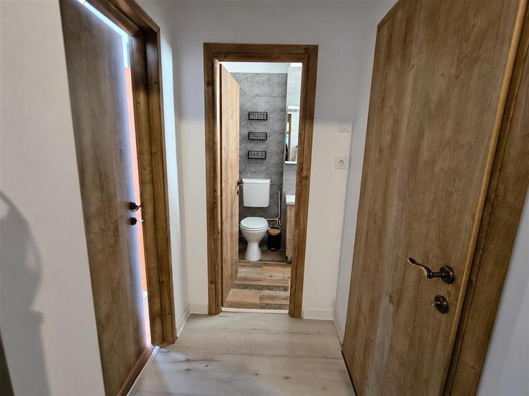 Apartament cu 2 camere decomandat în Mihai Viteazul