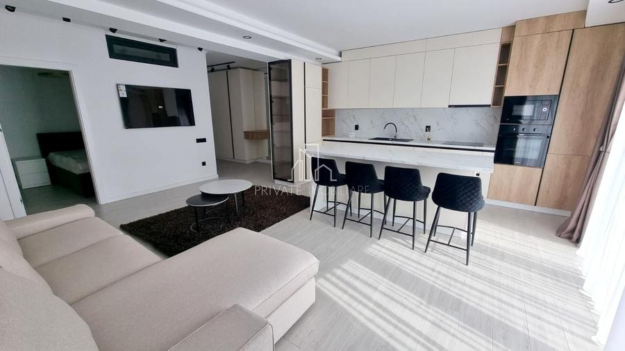 Apartament cu 3 camere decomandat în Ultracentral