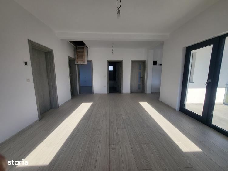 Casă cu 3 camere cu Teren 270 Mp în Hemeiuș