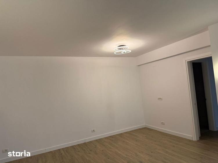 Apartament cu 4 camere în Armeneasca