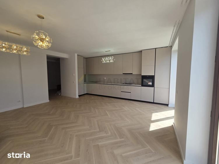 Apartament cu 4 camere în Tunari