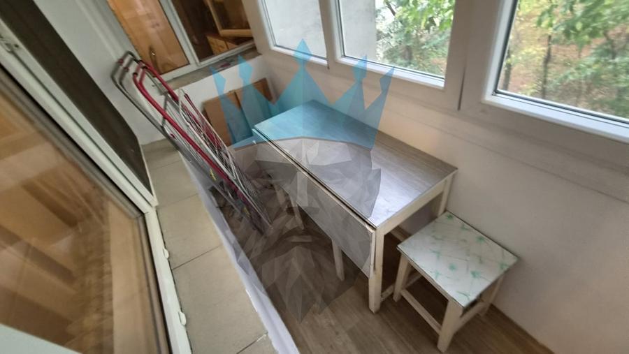 Apartament cu 3 camere decomandat, mobilat în Lujerului