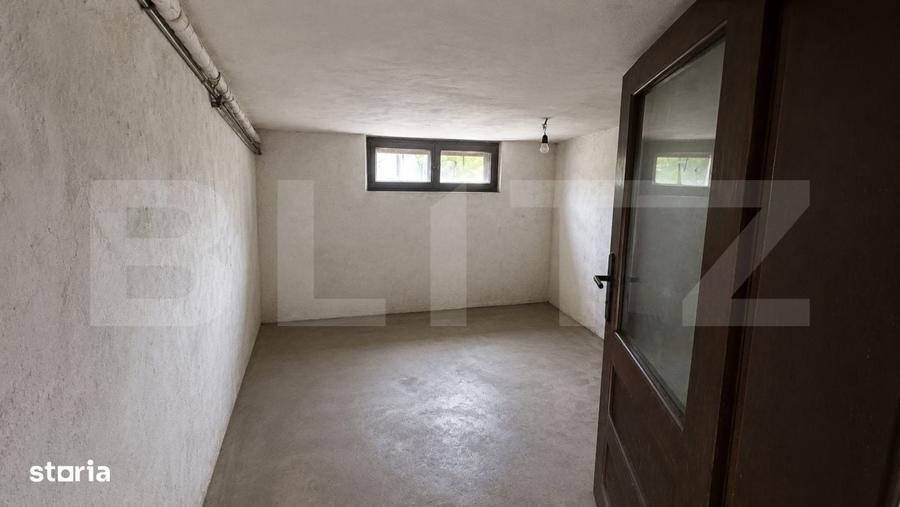 Casă cu 4 camere în Central
