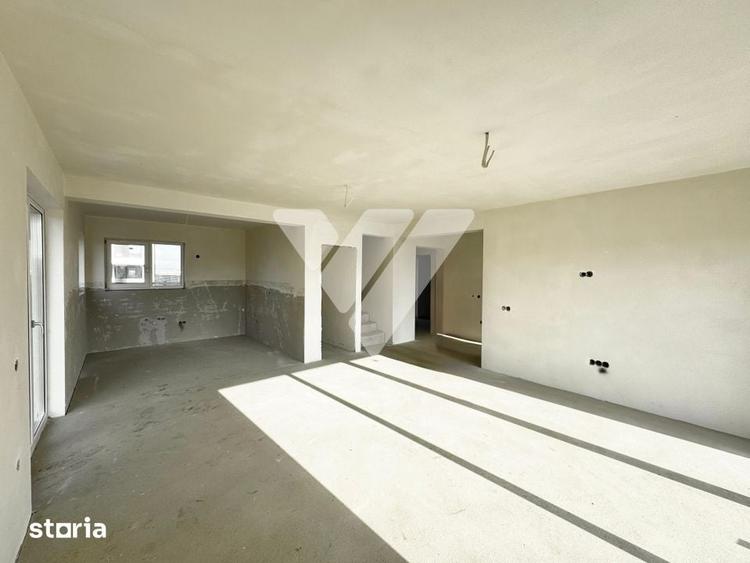Casă cu 5 camere cu Teren 441 Mp în Șura Mică