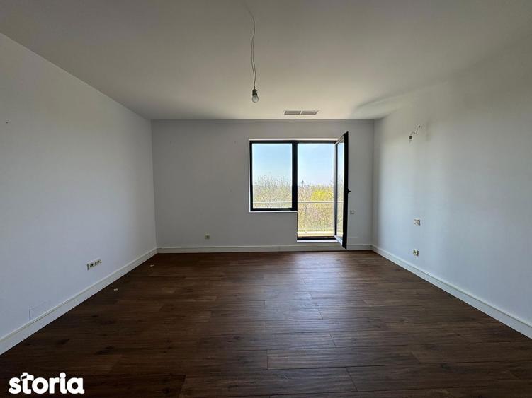 Apartament cu 4 camere decomandat în Herăstrău