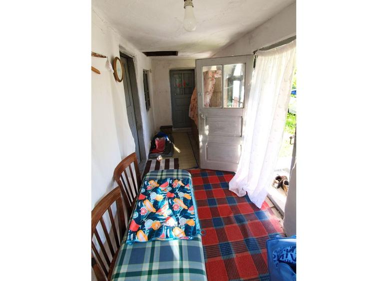 Casă cu 3 camere cu Teren 1900 Mp în Fârtățești