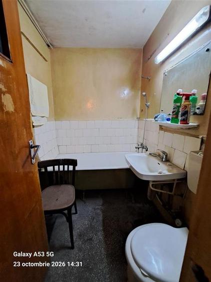 Apartament cu 2 camere decomandat în Titan